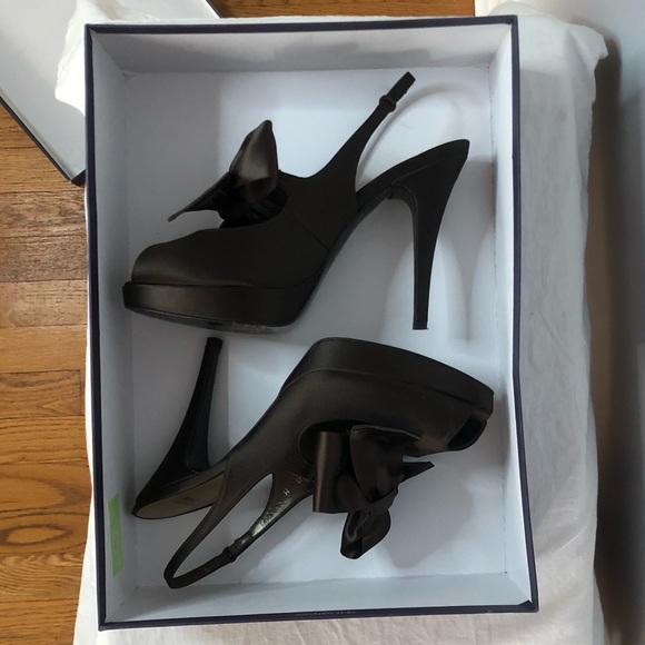 Stuart Weitzman Dorothy Brown Pump Bow Heels 10M - Picture 16 of 17